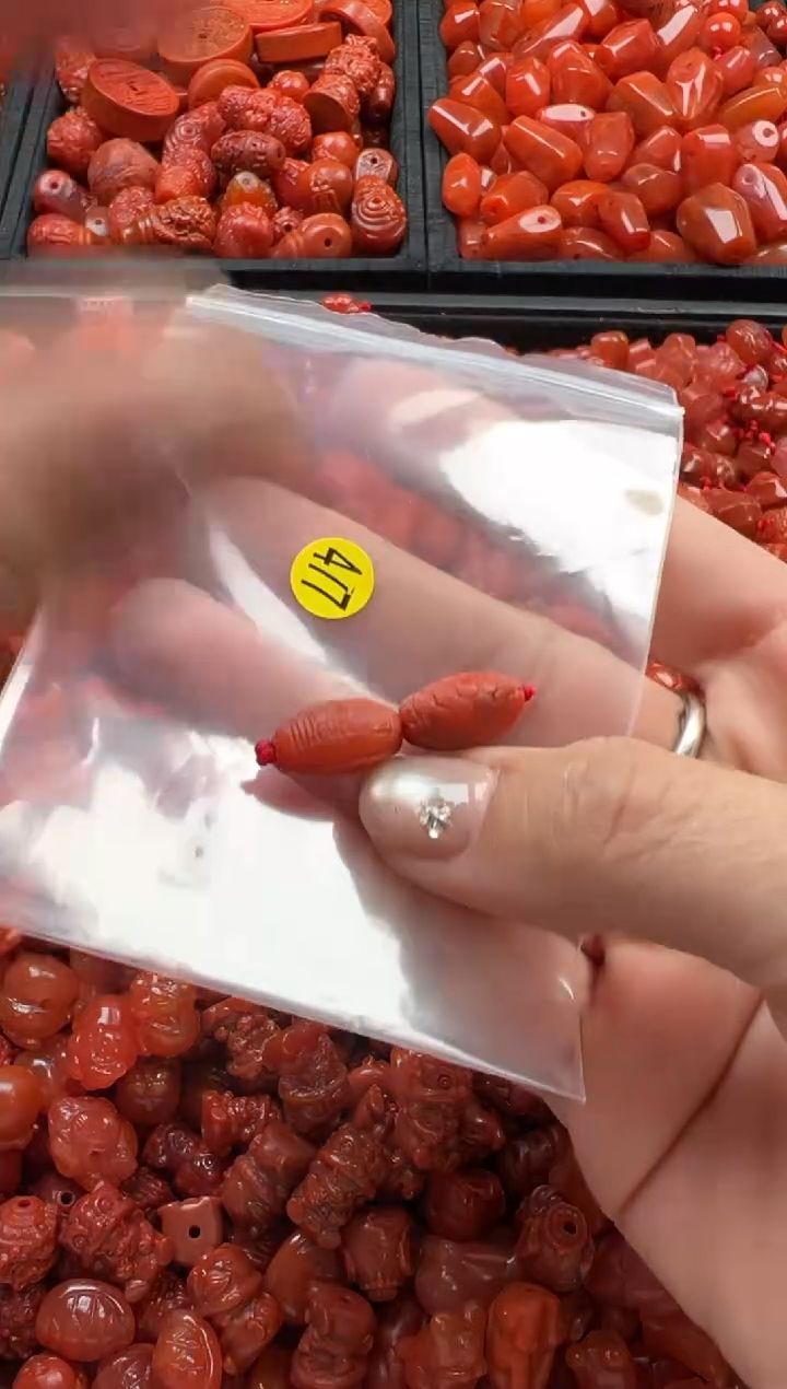 【闪购商品】南红玛瑙颈饰未镶嵌2