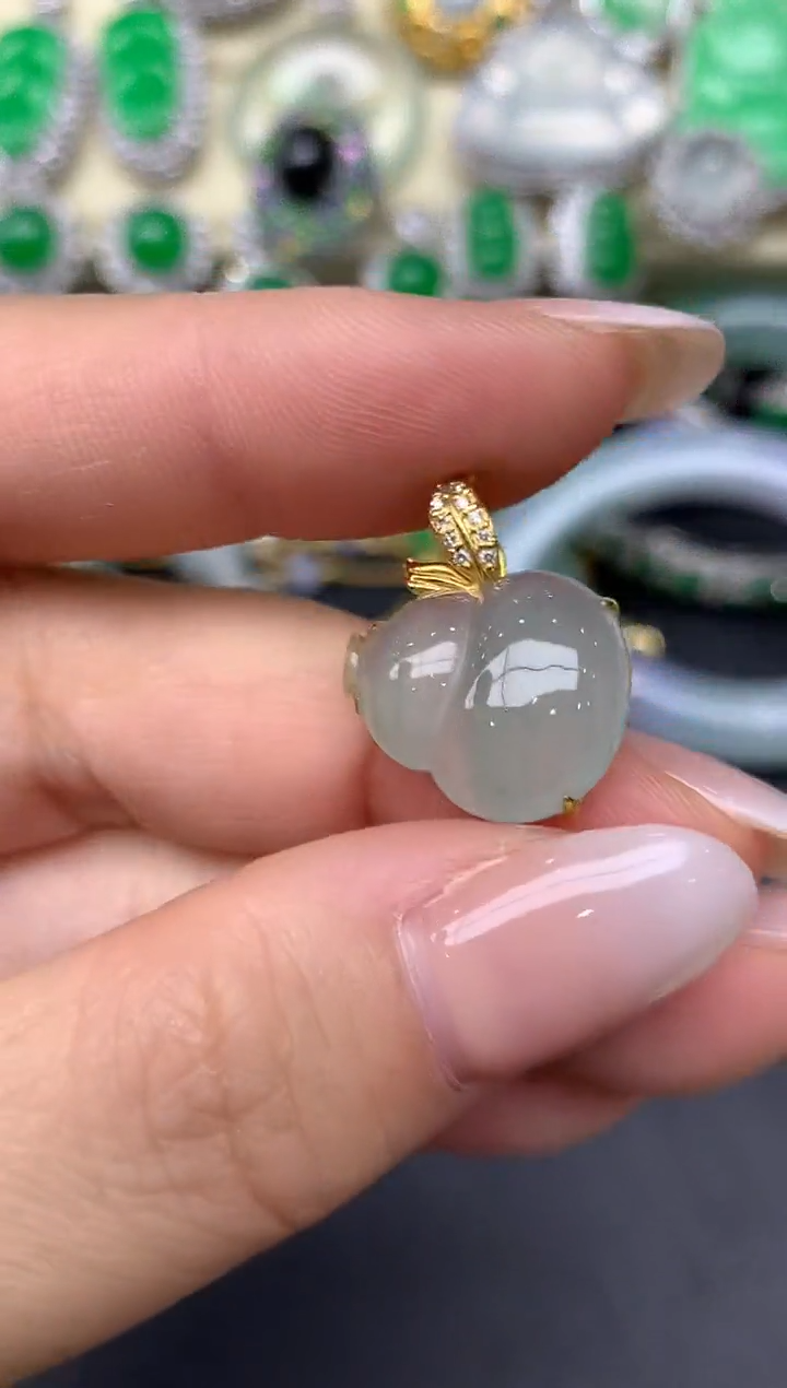 翡翠18K金镶嵌颈饰155-雪姐翡翠天天见