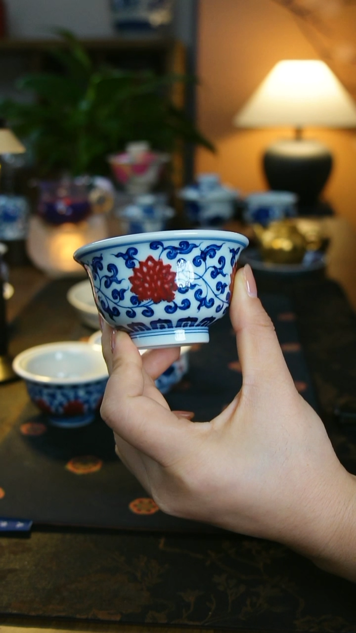 缠枝莲压手杯 双花头