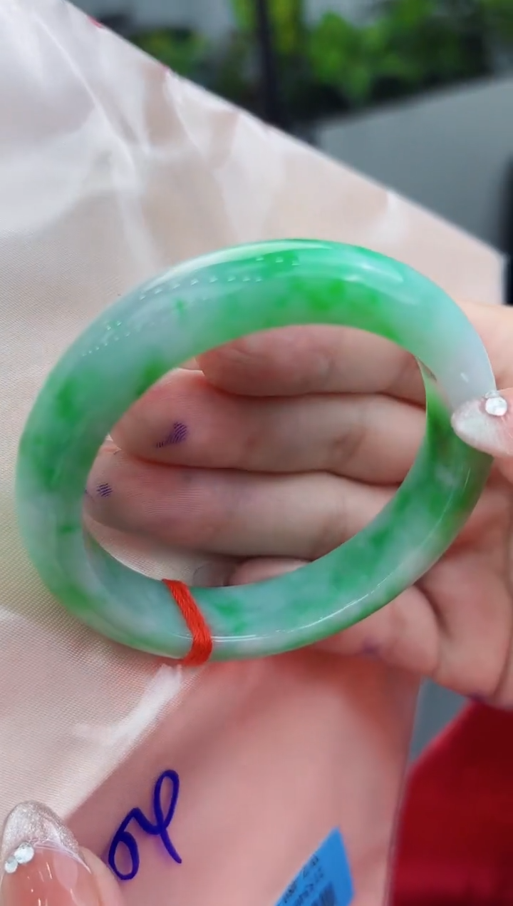 【闪购商品】翡翠手镯未镶嵌翡翠手镯