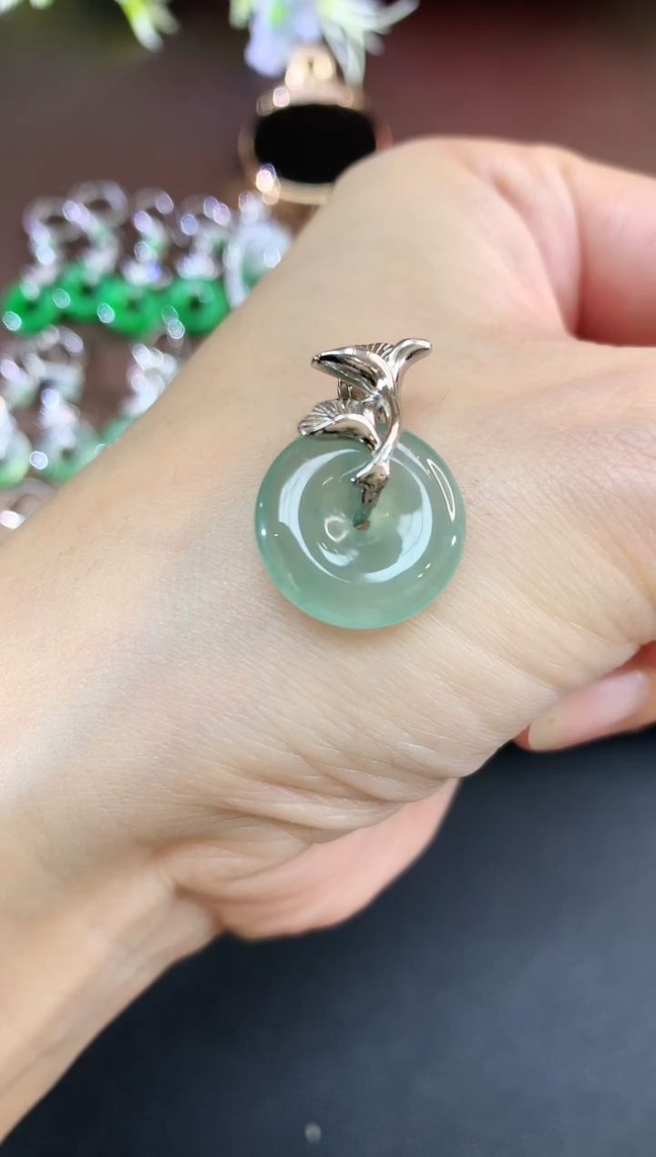吊坠(不含链)未镶嵌翡翠19买断场不退不换|