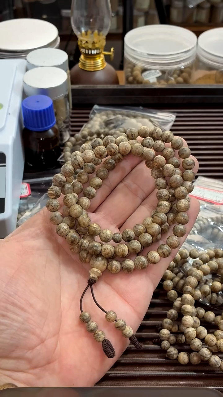 沉香手串正区菩萨软丝0.78尺寸20克+