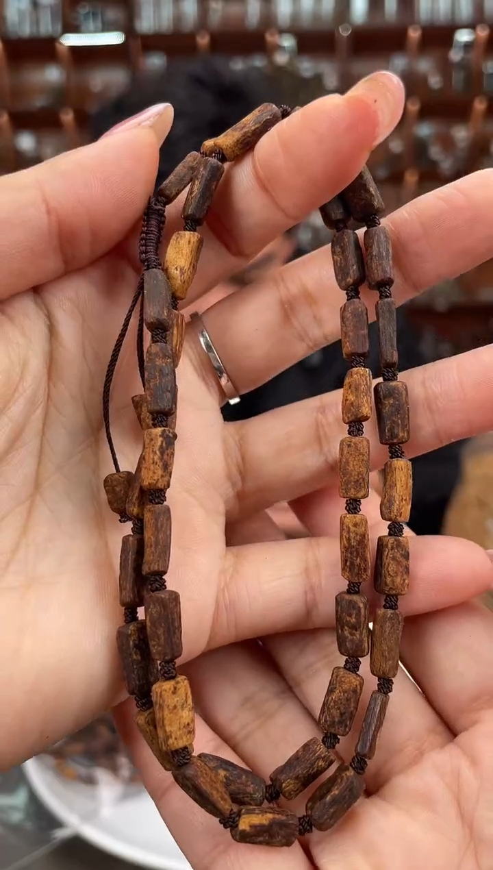 【闪购商品】沉香手串81号惠安红土多样性发一条