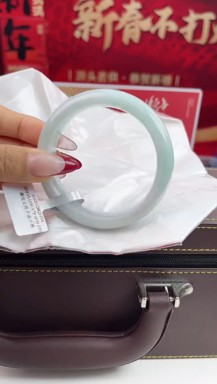 【闪购商品】翡翠手镯未镶嵌翡翠手镯（微瑕）7