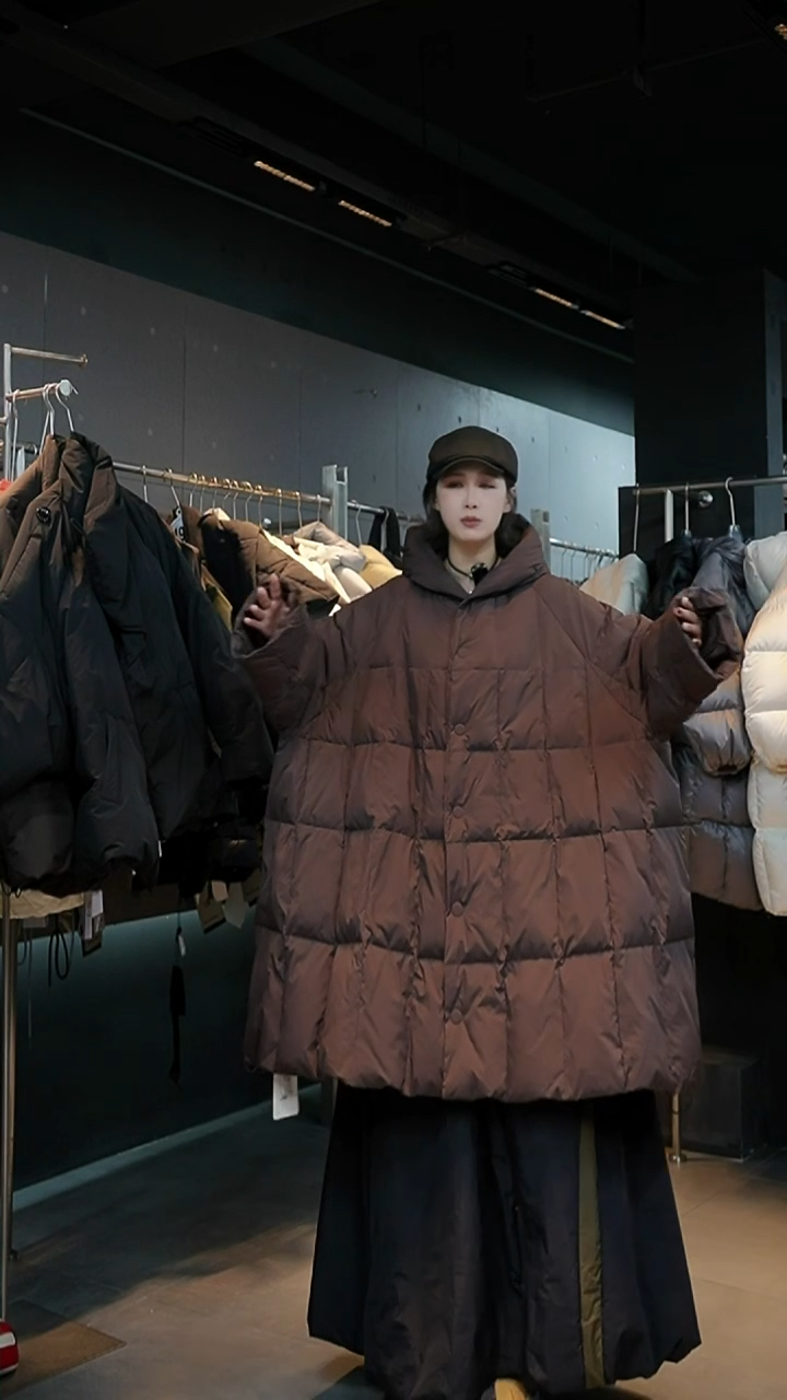 咖色羽绒咖色羽绒
