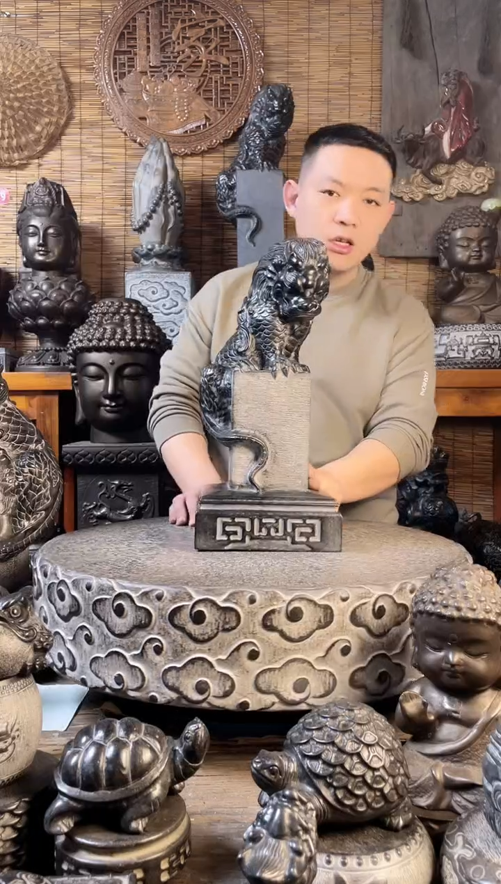 【闪购商品】42吸水兽立柱天然青石雕刻