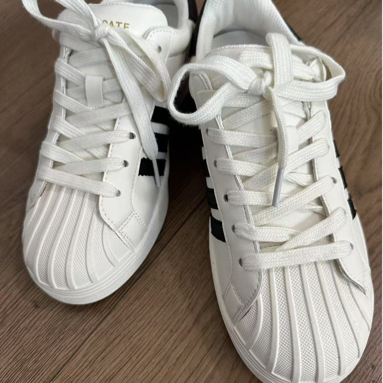 贝壳头小白鞋女2025新款百搭休闲鞋 300919