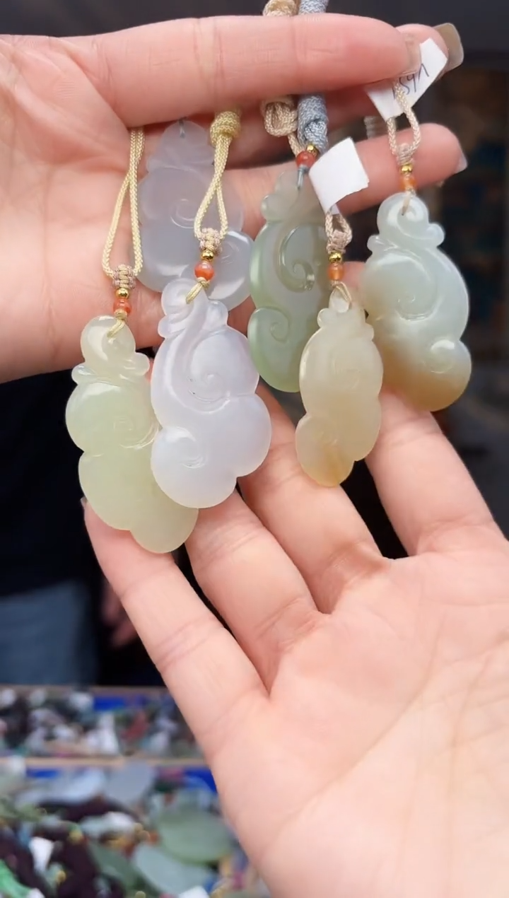 【闪购商品】和田玉挂件未镶嵌拍一发一多样性发货