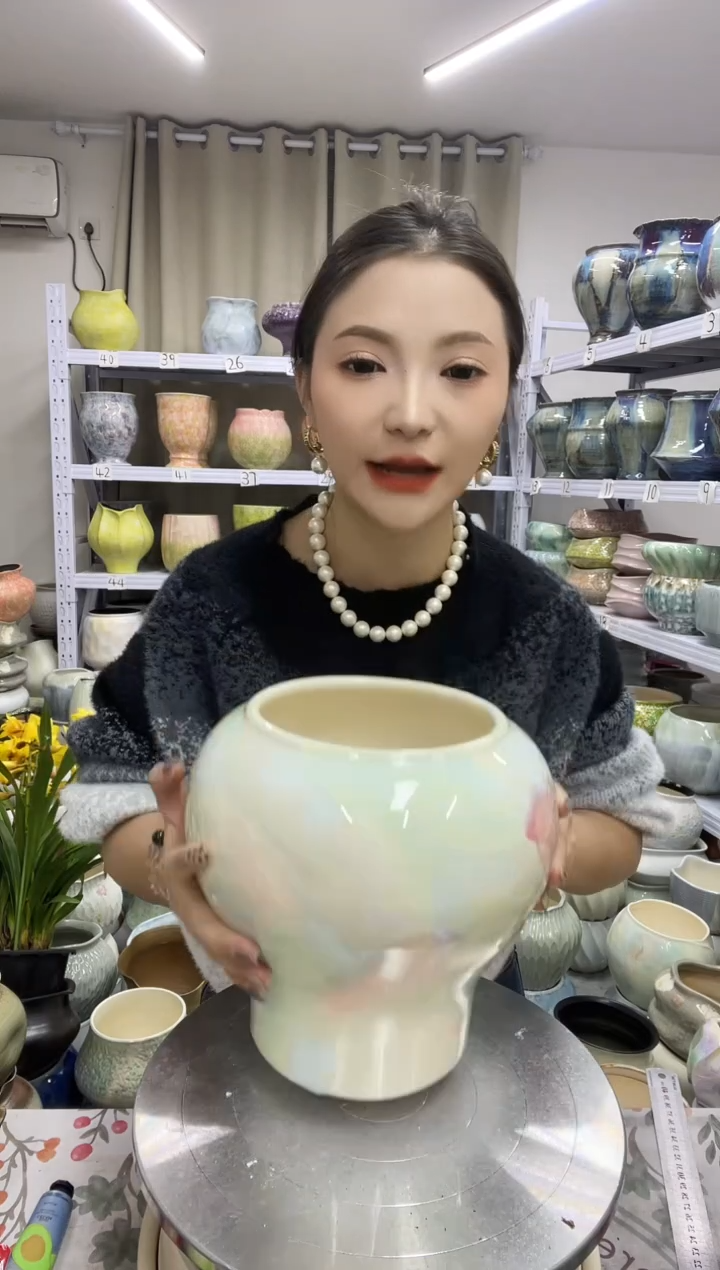 【花盆链接】  高 ：21 口：14