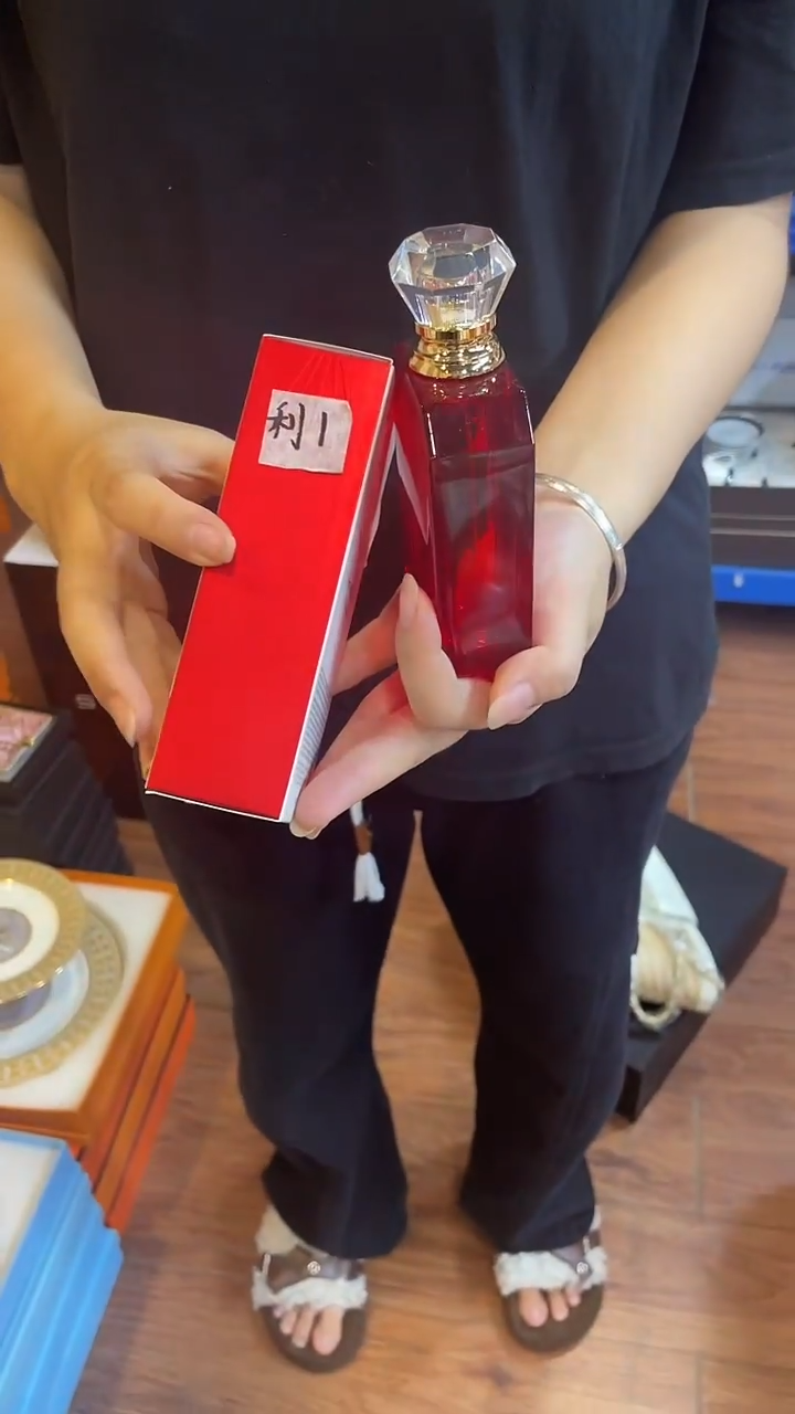 杯鸿辉家品牌瓷器，京东包邮！