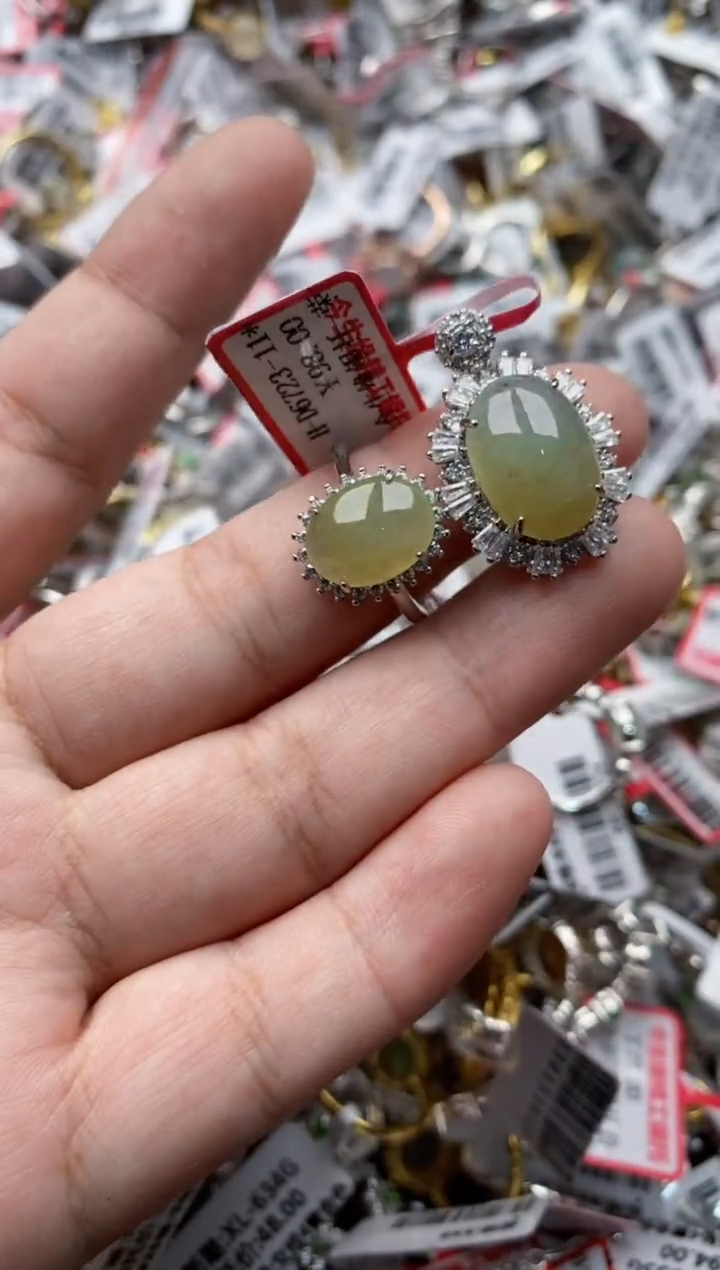 【闪购商品】翡翠戒指银S925镶嵌6666---4