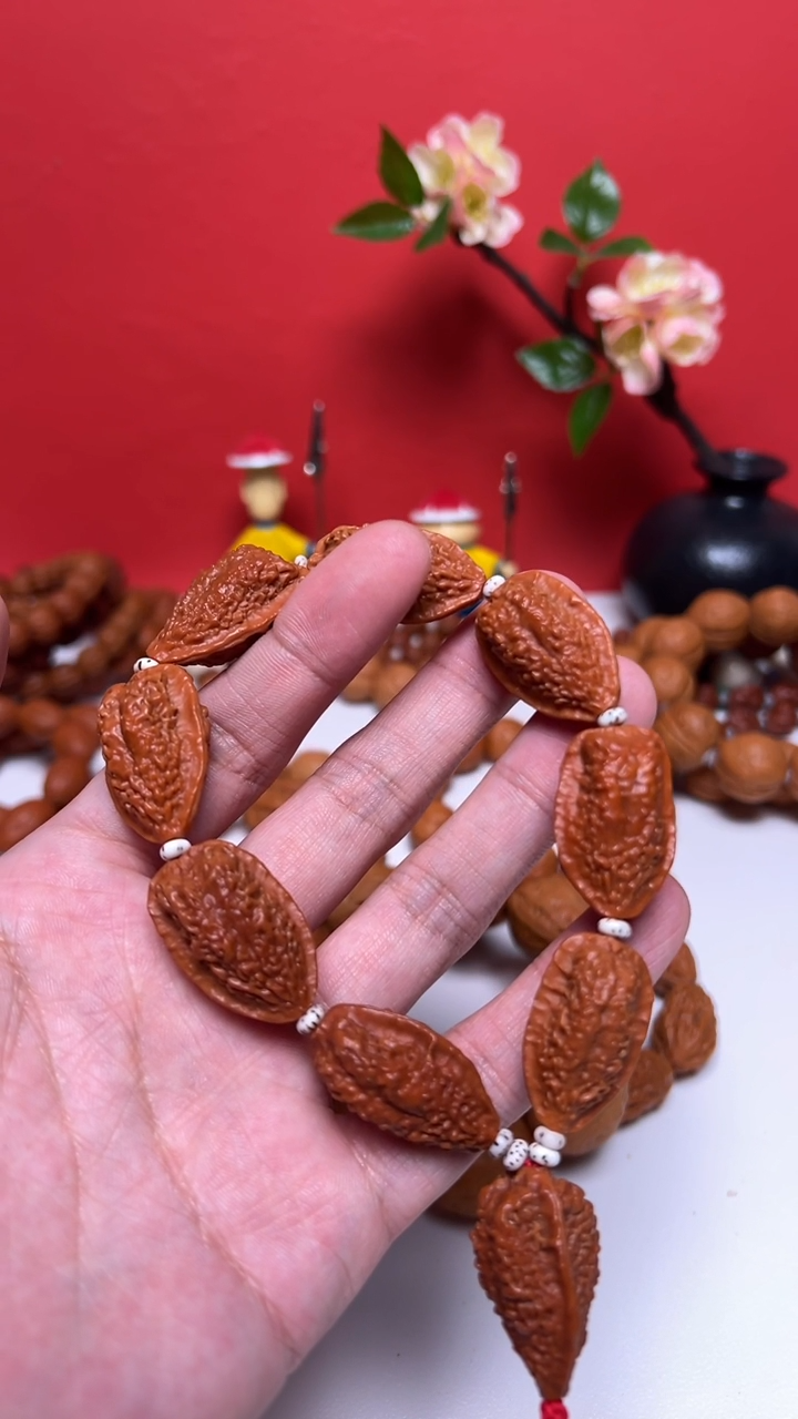 【闪购商品】文玩核桃手串野生小核桃