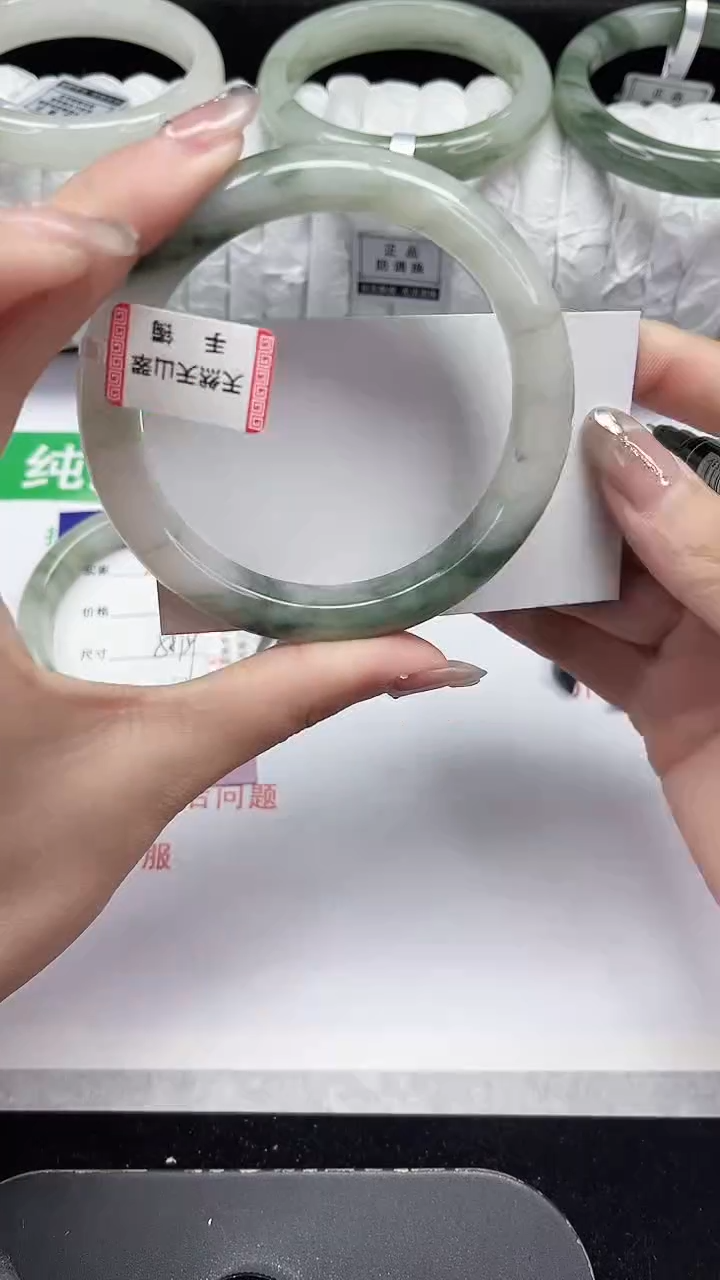 未镶嵌手镯石英质玉385-61/62