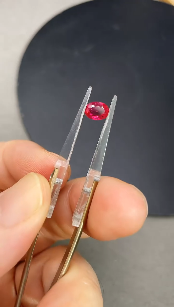 裸石红宝石无烧1.02克拉椭圆红宝石