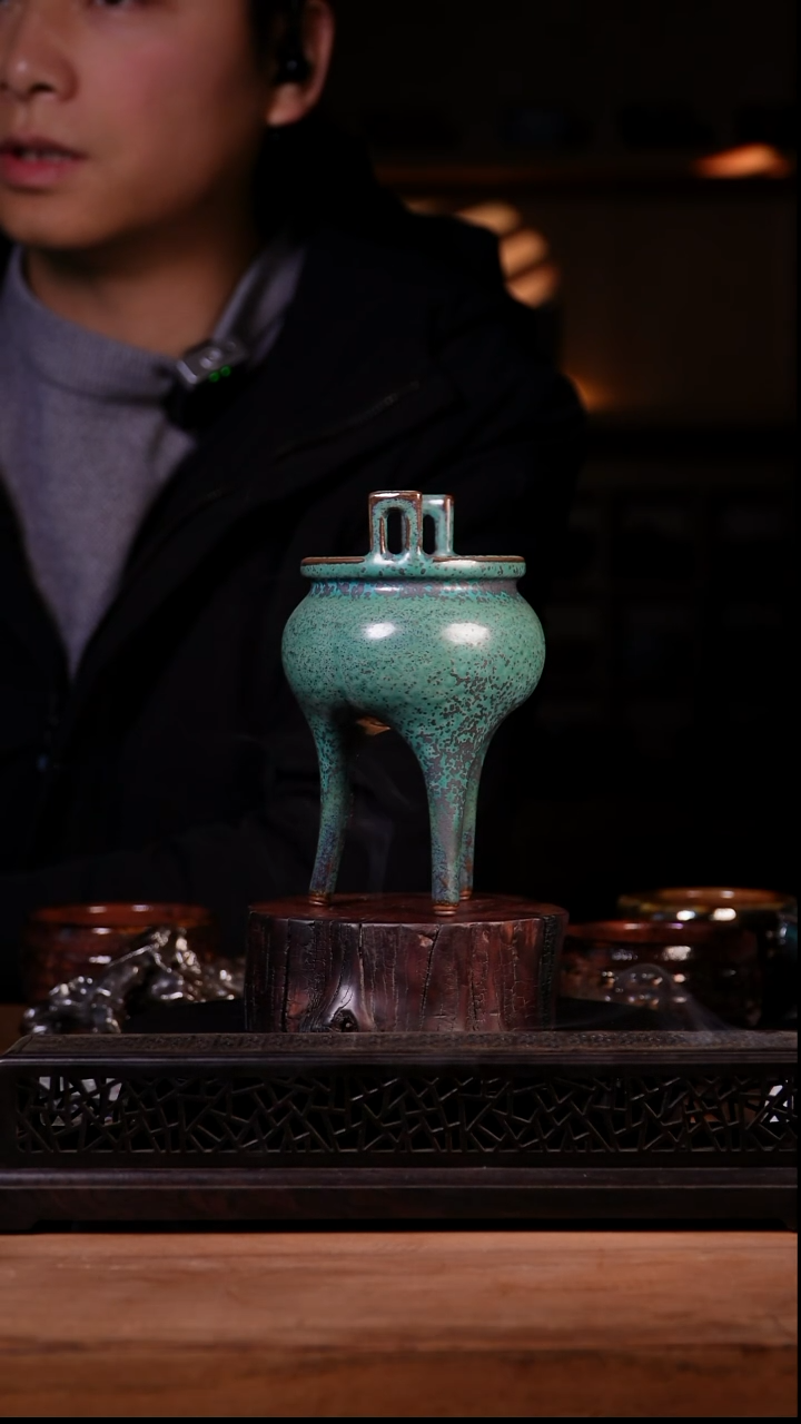 其他钧瓷钧窑瓷器朝圣炉三足炉150*95mm