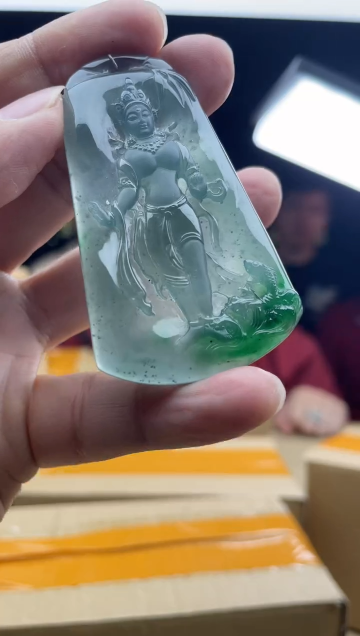 【闪购商品】定制翡翠未镶嵌        4369