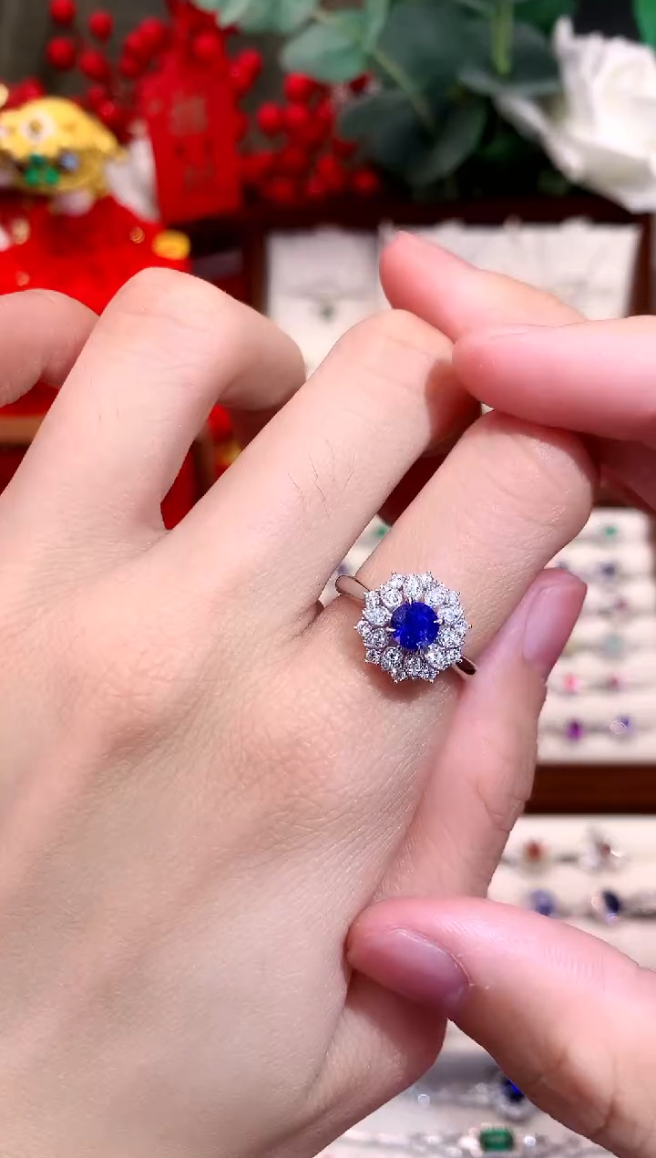 【闪购商品】蓝宝石戒指18K金镶嵌1.01ct/天然宝石/七天无理由