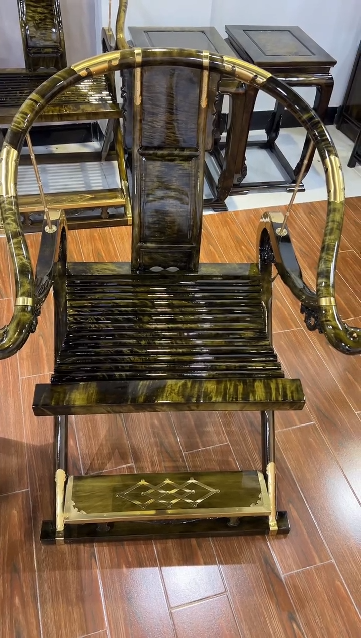 香榧木虚***壹金丝楠木绿料头把交椅素面款 70*70*100cm