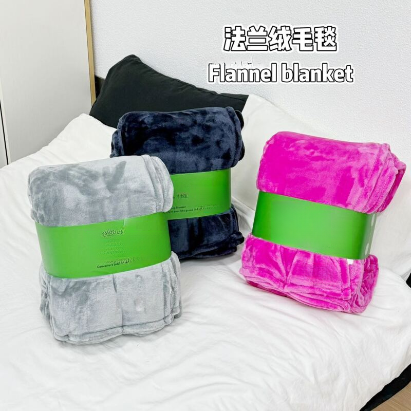 【欧美原单】法兰绒毛毯2.33米*2.48米