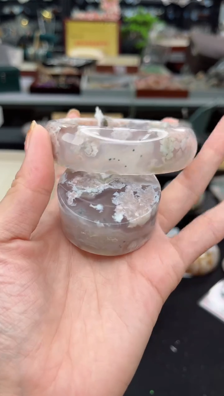 【闪购商品】石英质玉手镯未镶嵌62圈口（赠品镯心）S9912