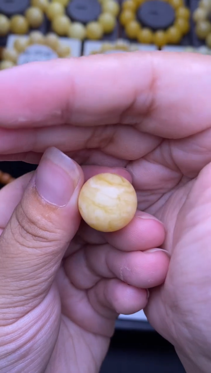 裸石琥珀未镶嵌大小姐珠宝严选83