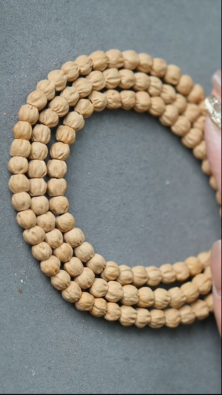 【闪购商品】柏香籽/百香籽吊坠原桩莲花桩