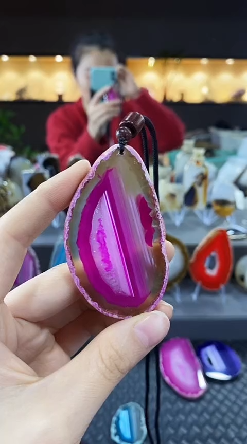 未镶嵌颈饰玛瑙/玉髓C****e玛瑙