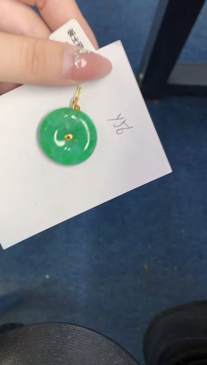 【闪购商品】翡翠颈饰18K金镶嵌000000000