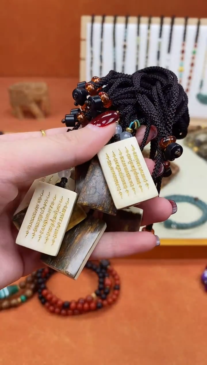 吊坠猛犸象牙 天然猛犸牙五条项链