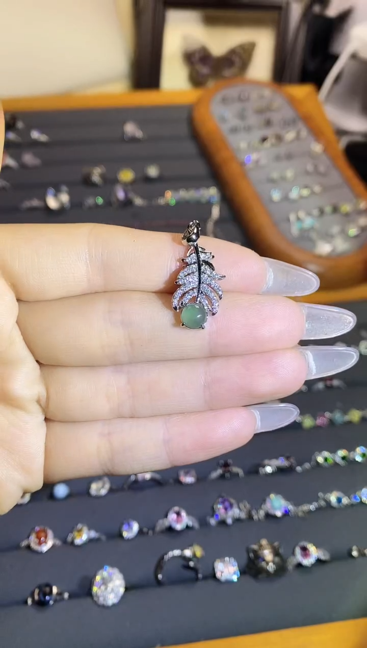 【闪购商品】水晶手链银S925镶嵌A117   