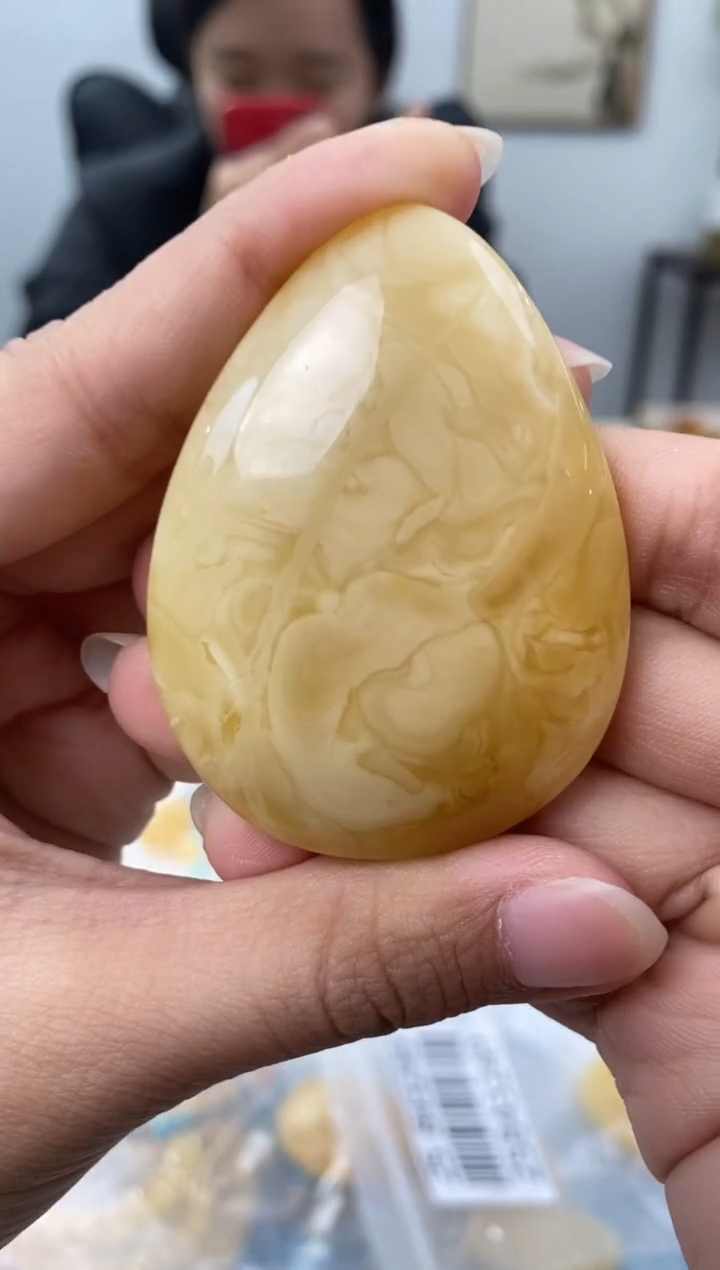 【闪购商品】琥珀裸石未镶嵌天然琥珀蜜蜡水滴