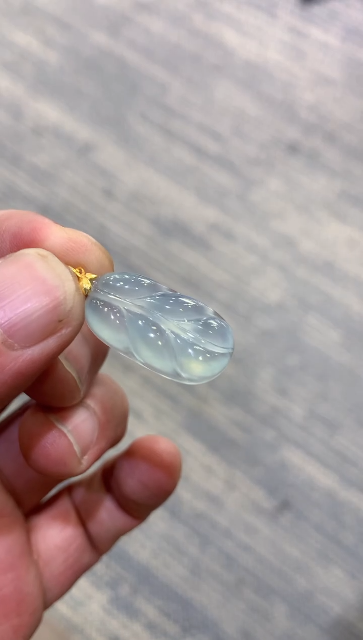 颈饰未镶嵌翡翠天然A货翡翠