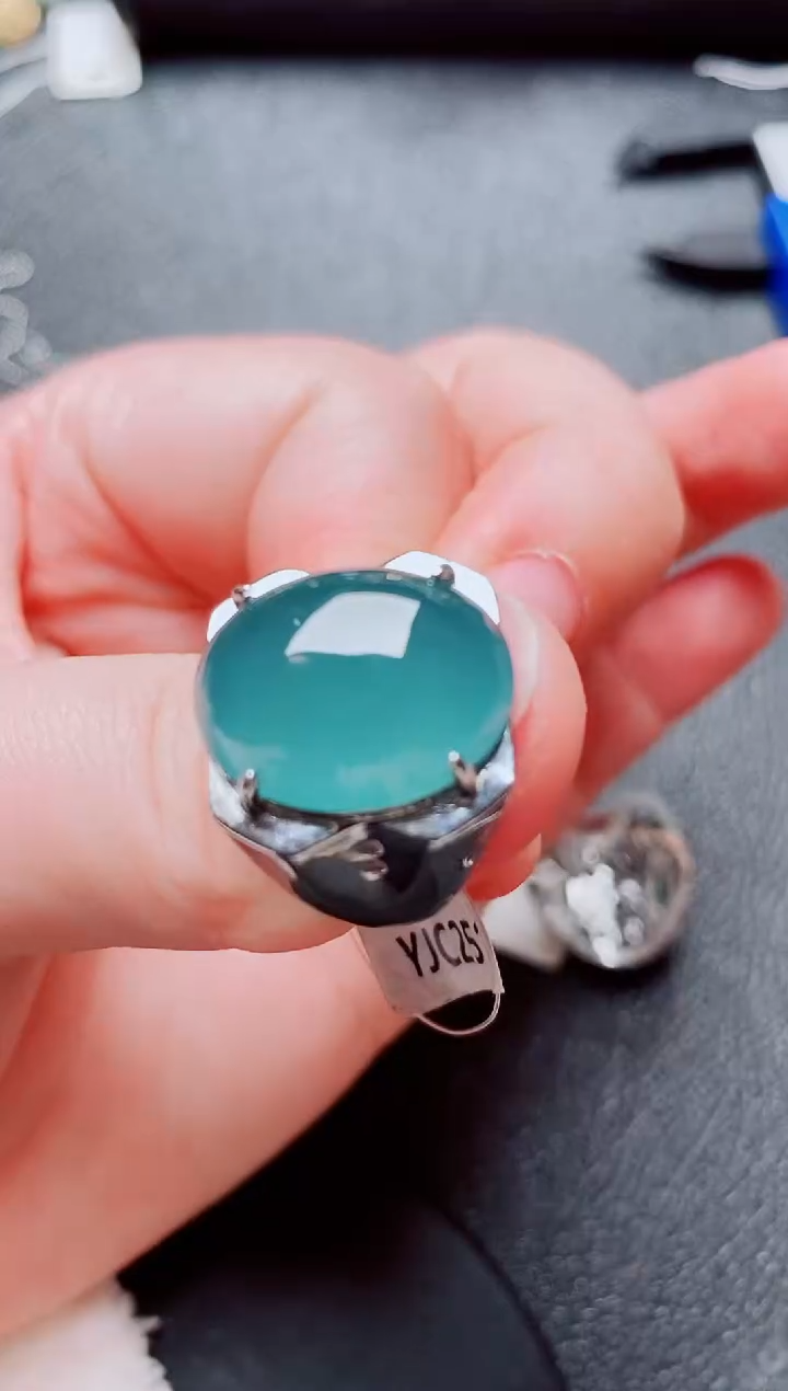 银S925镶嵌戒指翡翠111