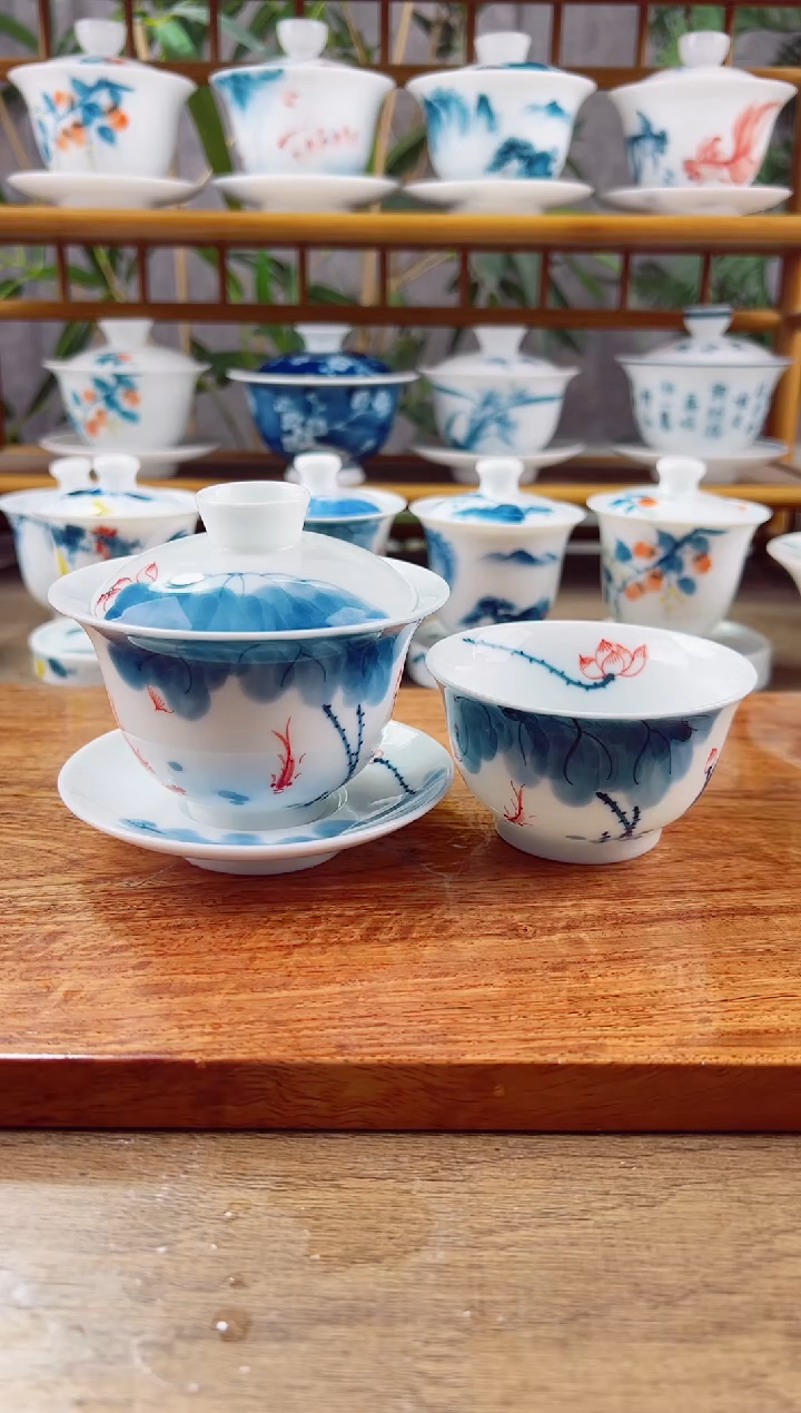 【闪购商品】微瑕线条莲150ml三才盖碗+压手杯