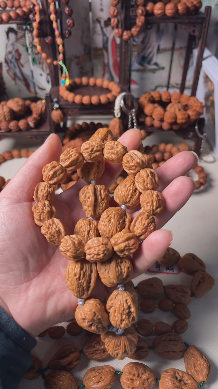 【闪购商品】文玩核桃手串小核桃