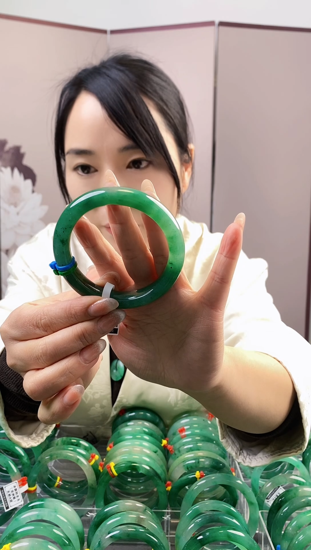 【闪购商品】石英质玉手镯未镶嵌2