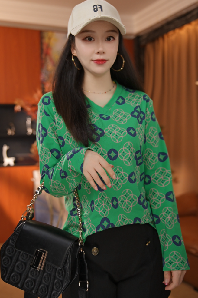 QJGAODING-新款复古风绿色几何图案长袖T恤【093】