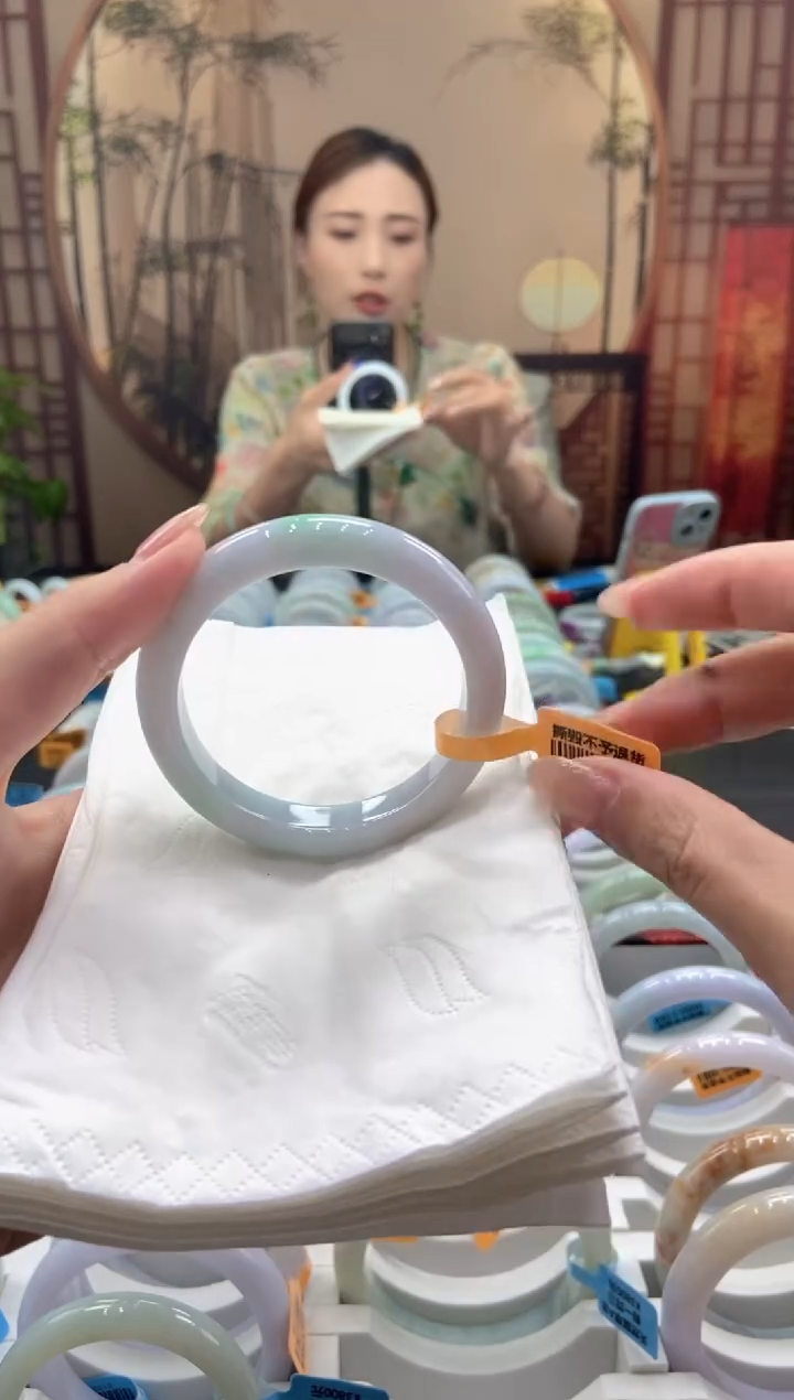 翡翠手镯未镶嵌000020012