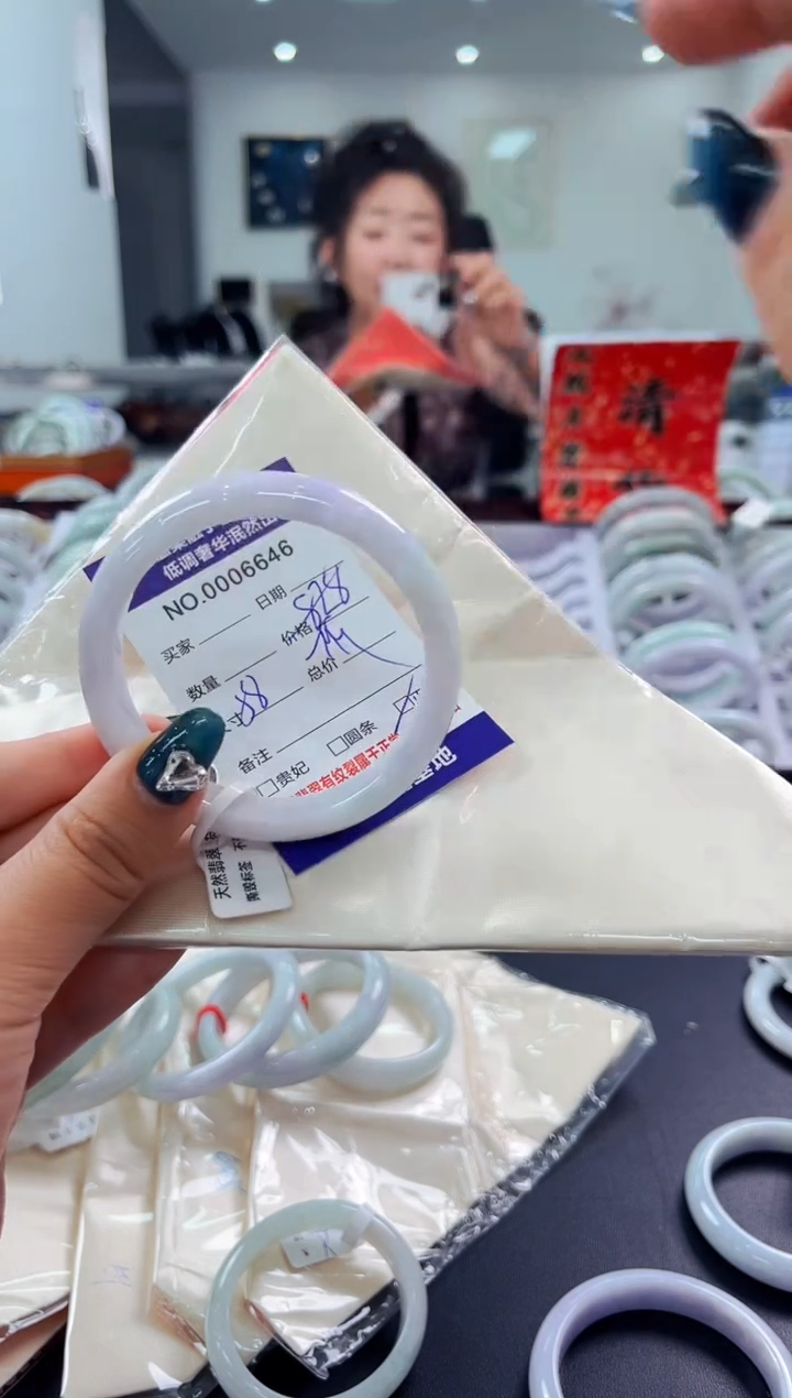 翡翠手镯未镶嵌天然缅甸A货翡翠