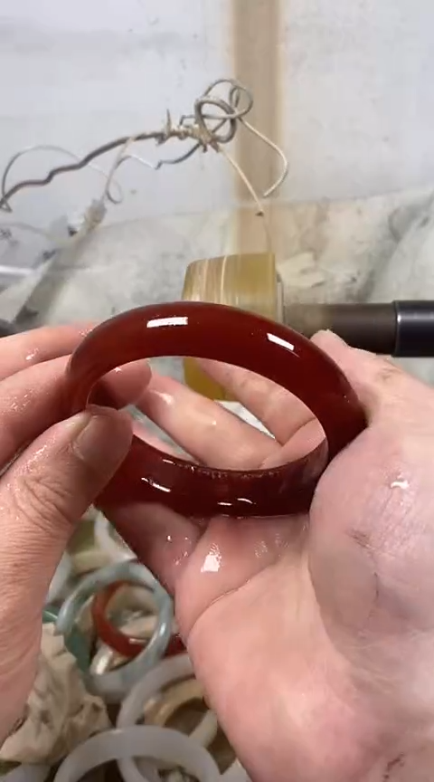 【闪购商品】石英质玉手镯未镶嵌6263+93