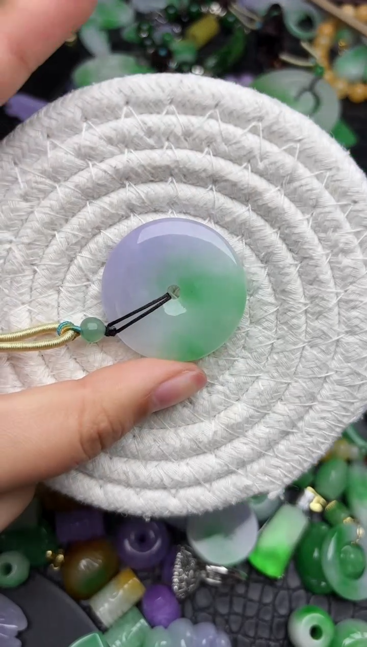 颈饰未镶嵌翡翠缅甸翡翠吊坠