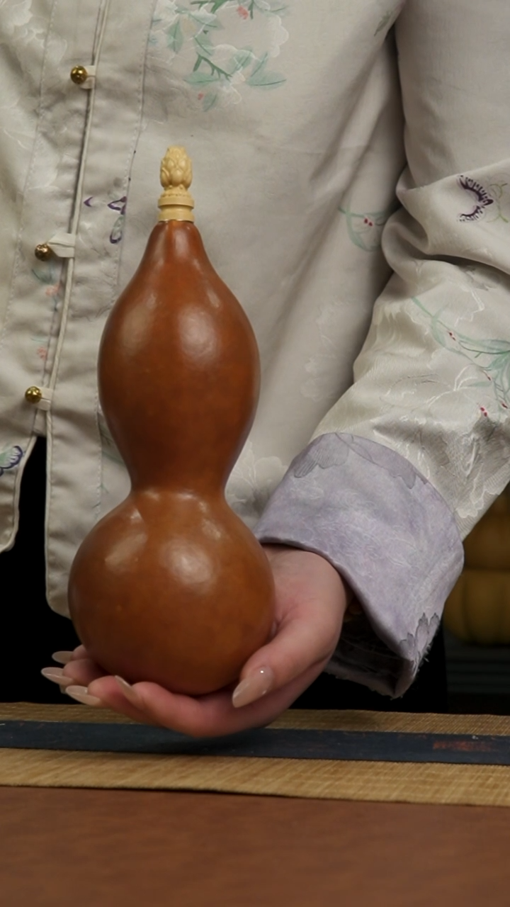 580号 天然热水酒葫芦 一物一拍（有瑕介意勿拍）