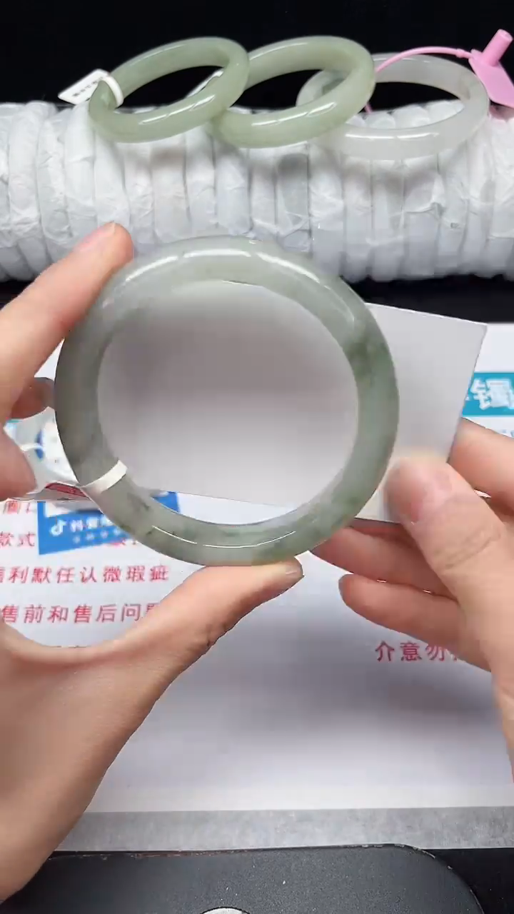 未镶嵌手镯石英质玉194-60/61