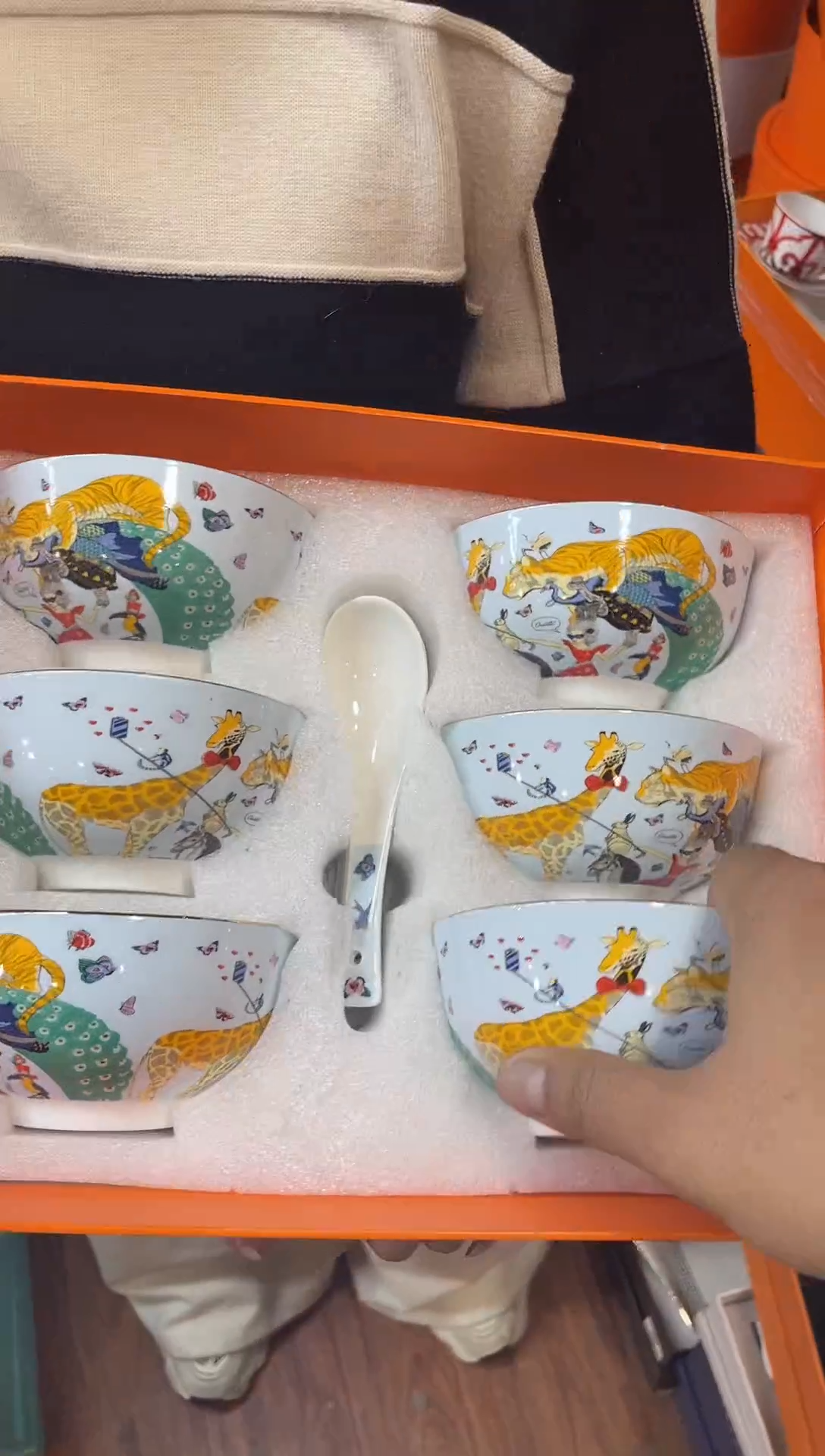杯鸿辉家品牌瓷器，京东包邮！