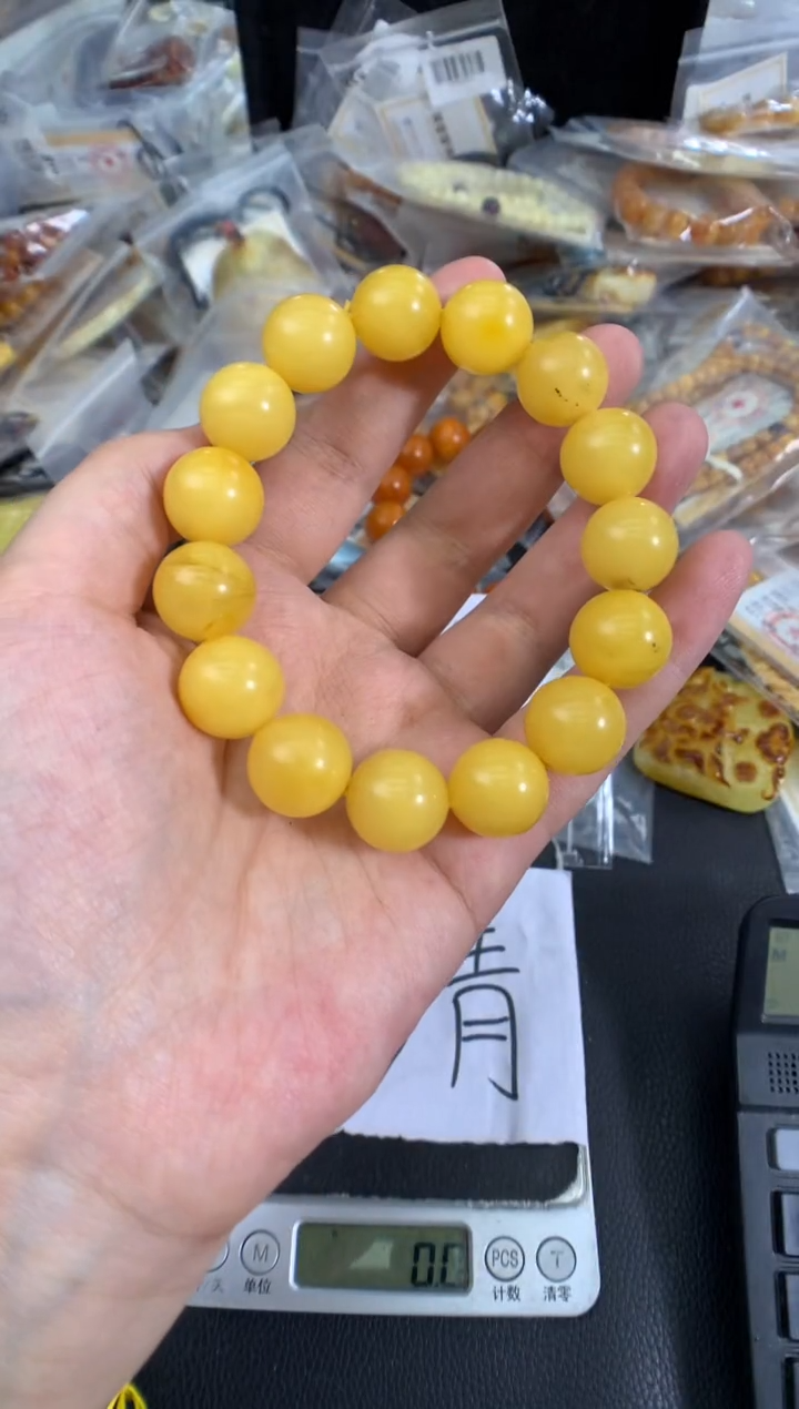 蜜蜡未镶嵌珠宝奇石1