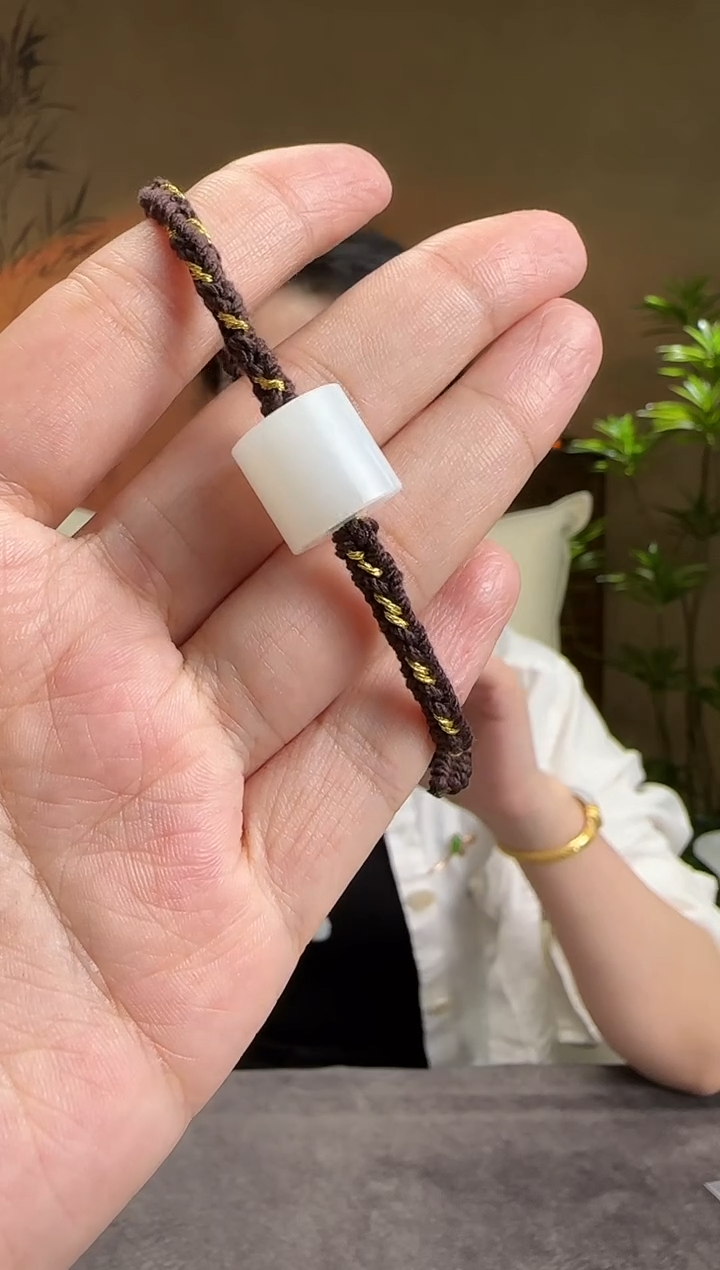【闪购商品】和田玉手绳未镶嵌和田玉白玉桶珠手绳