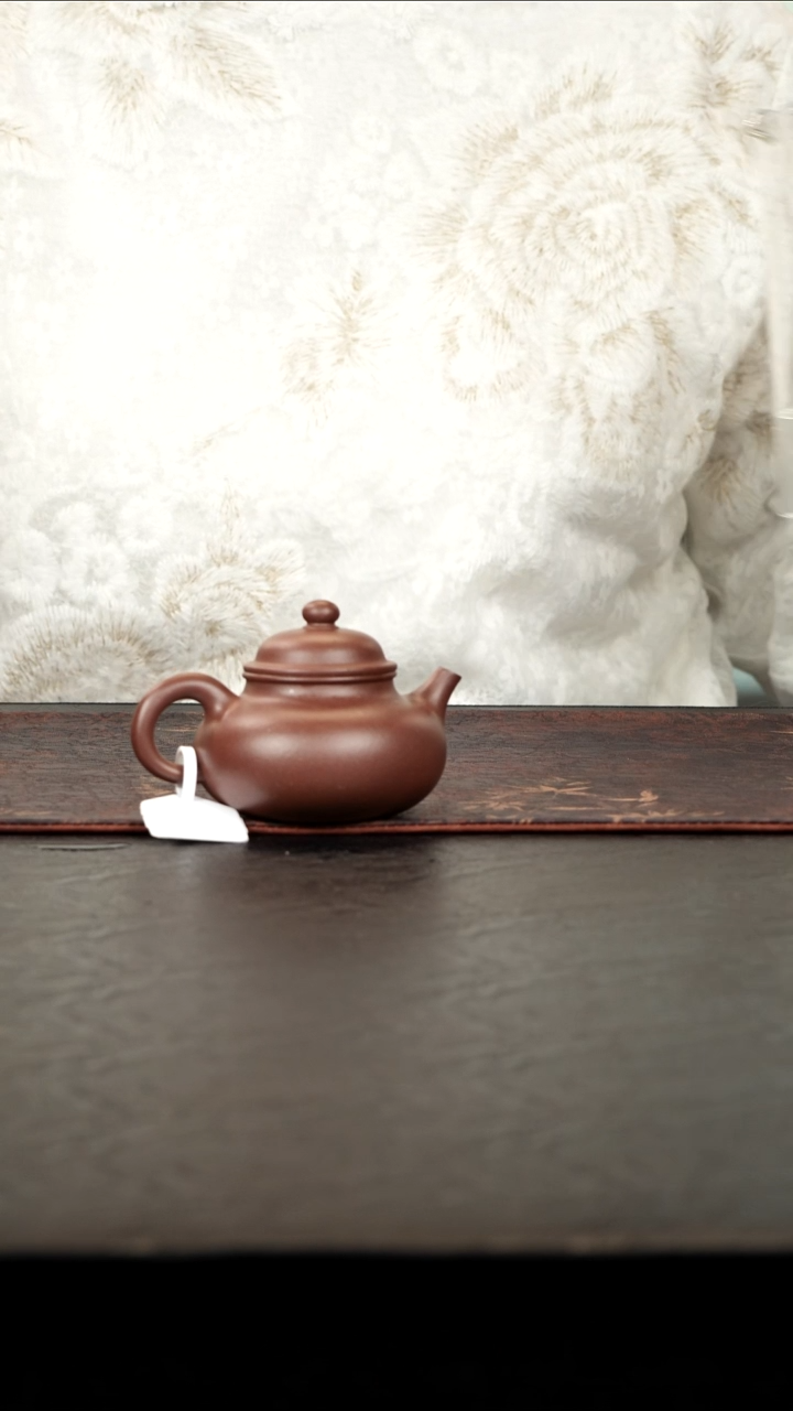 茶壶紫砂老紫泥容天110cc