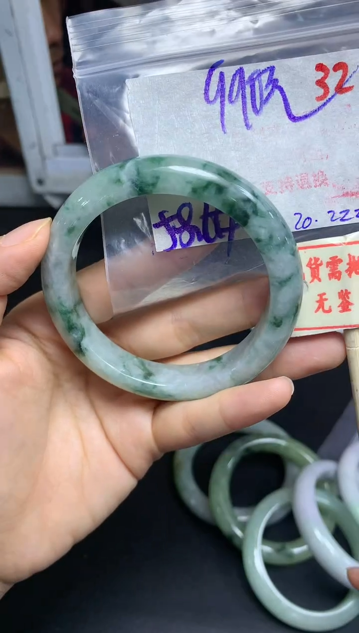 【闪购商品】定制翡翠未镶嵌32毛货需精细抛光多样性发1+990元