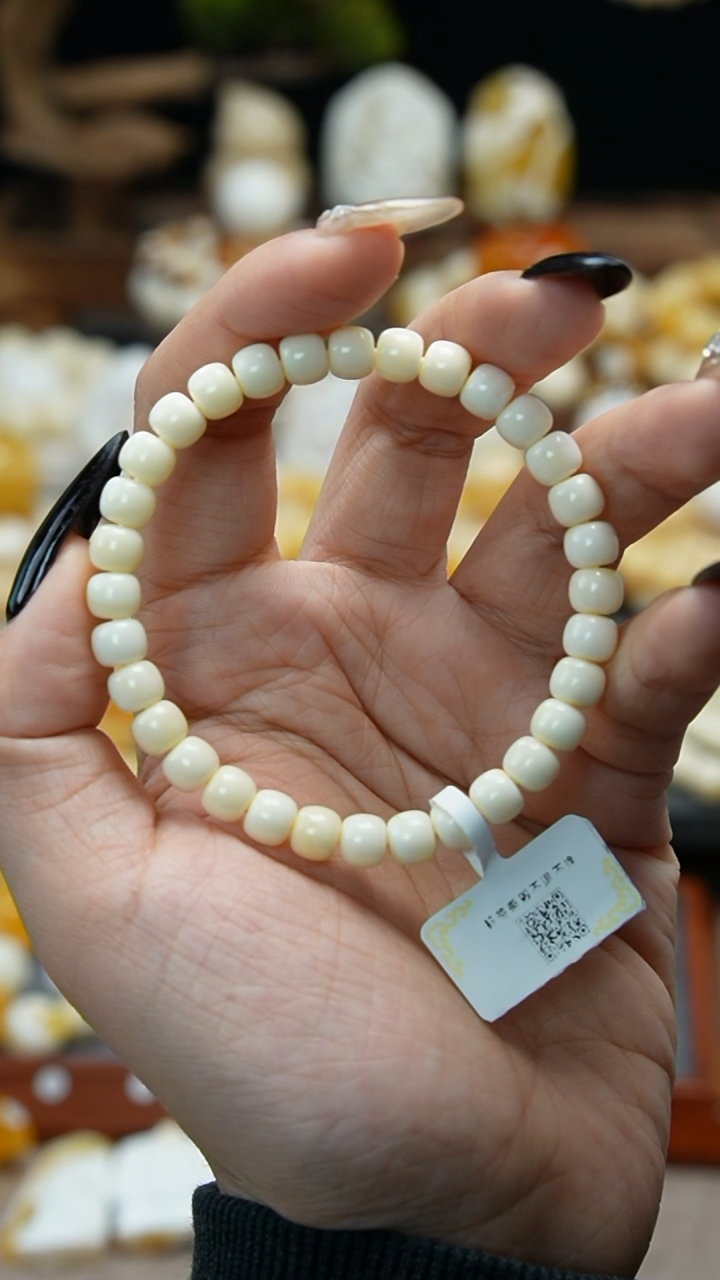 【闪购商品】琥珀裸石未镶嵌11111111111111