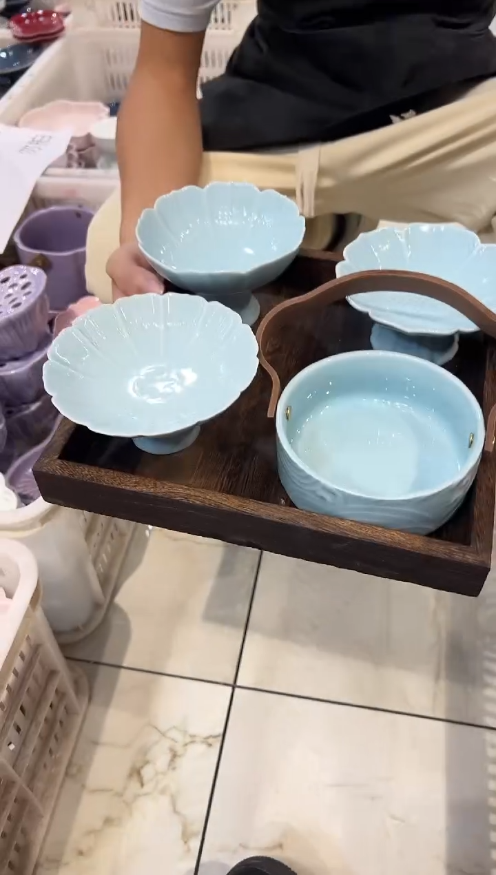 瓷片微瑕商品，介意勿拍 托盘